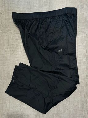 Under Armour Black Women’s Lightweight Track Pants